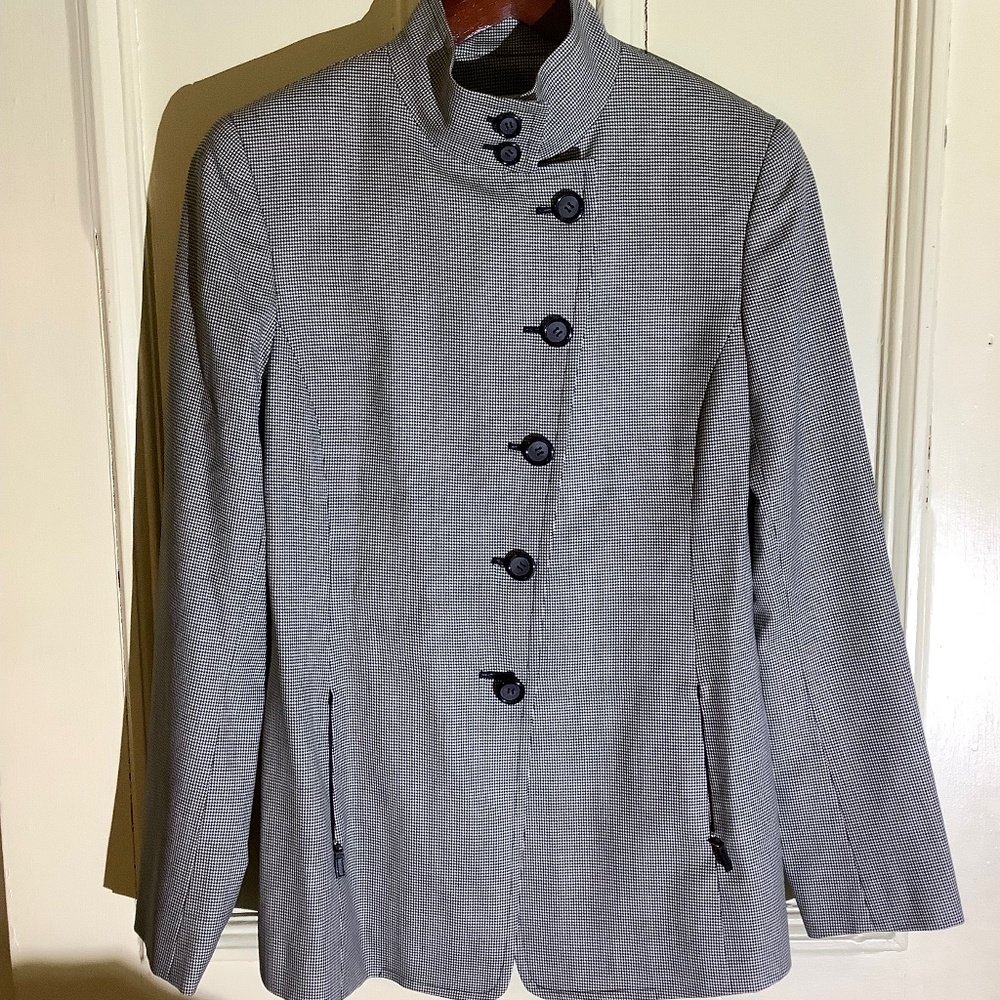 Gorgeous Wool Houndstooth Carlisle Blazer 8